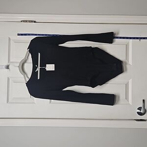 MANGOPOP Deep V Neck Bodysuit